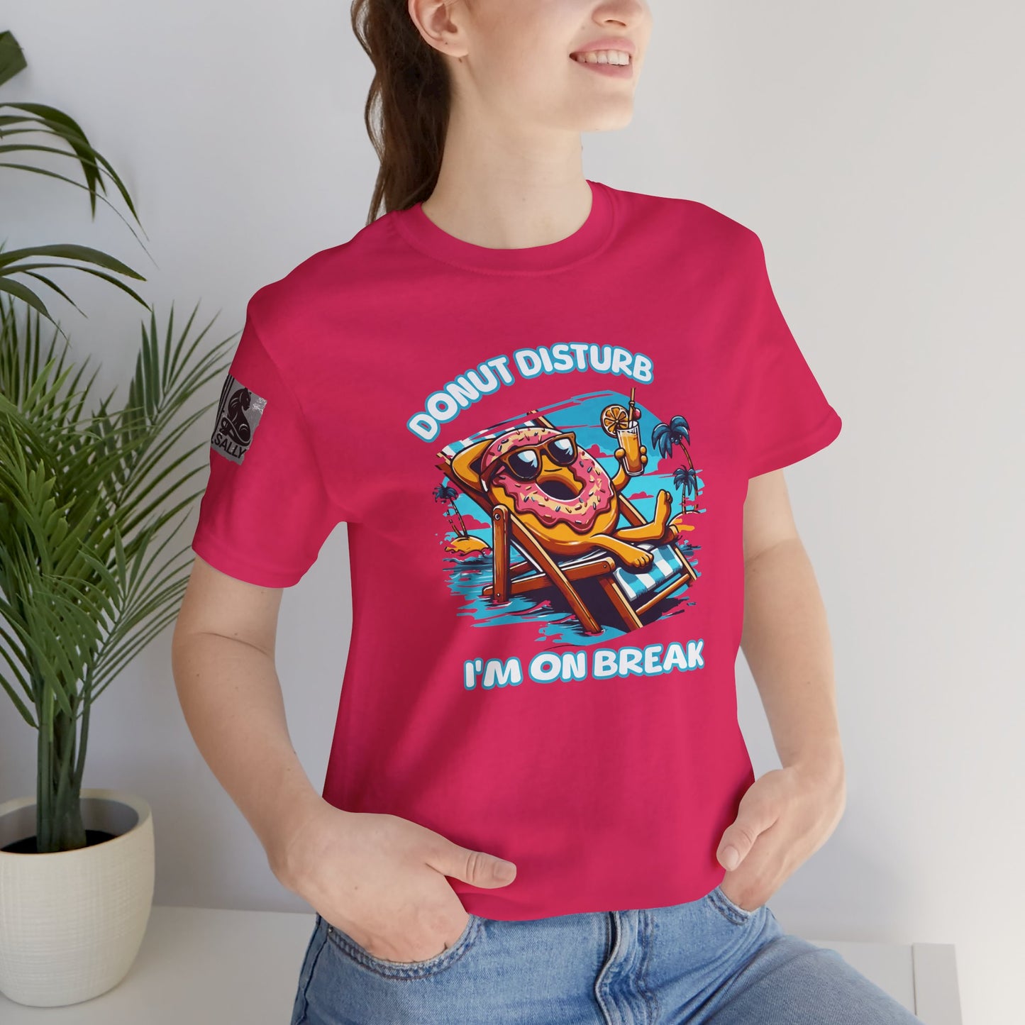 Donut Disturb – I’m On Break Vacation T-Shirt