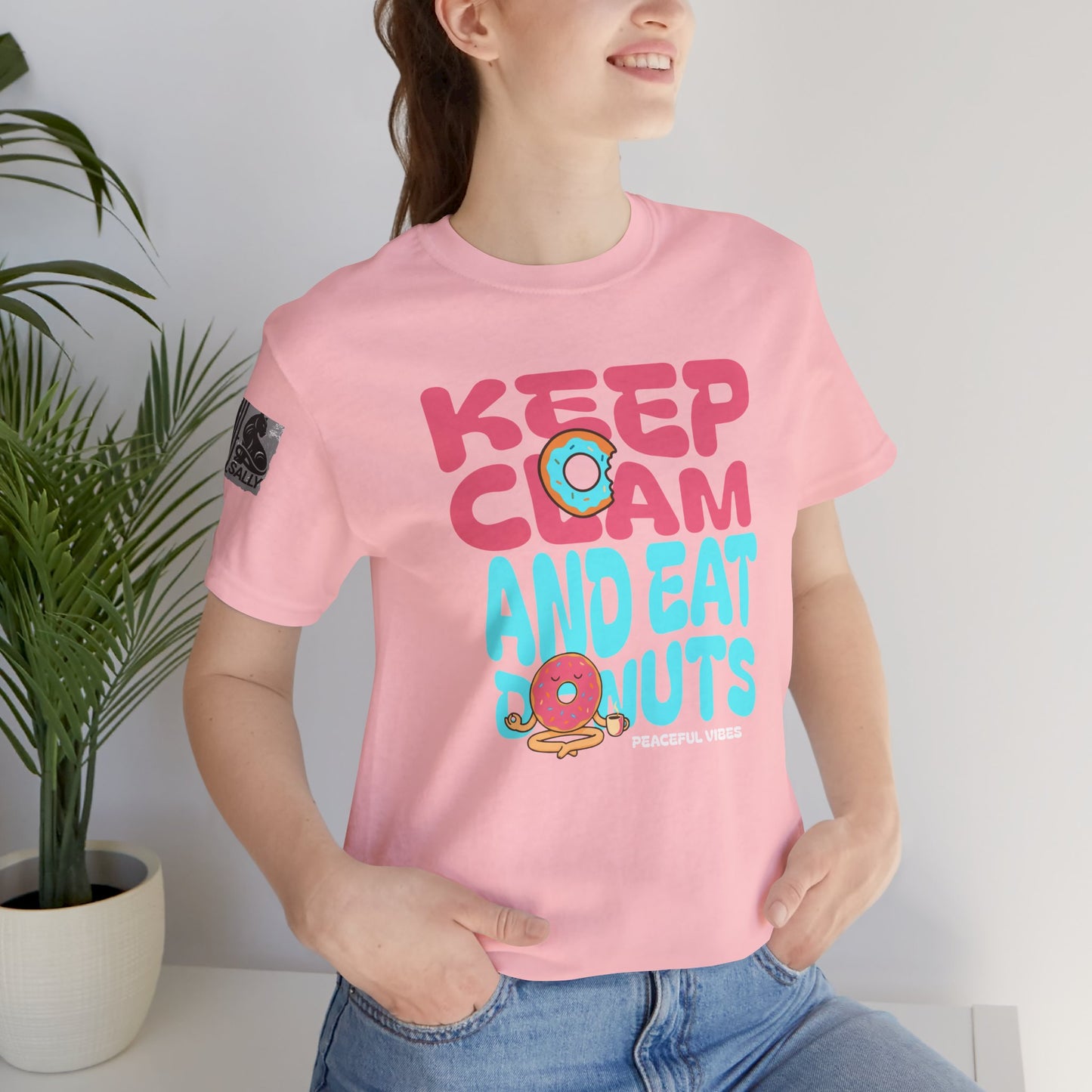 Keep Calm and Eat a Donut Minimalist Donut Zen T-Shirt
