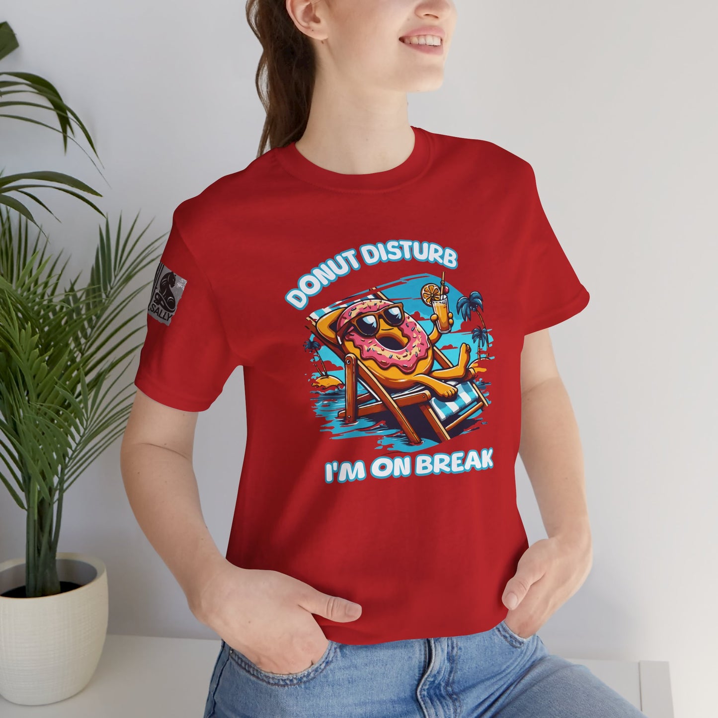 Donut Disturb – I’m On Break Vacation T-Shirt