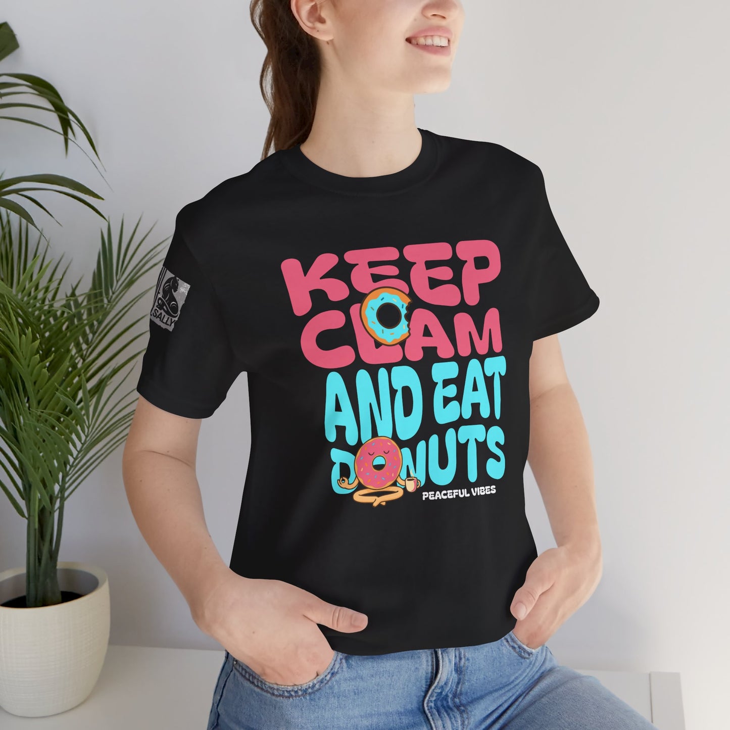 Keep Calm and Eat a Donut Minimalist Donut Zen T-Shirt